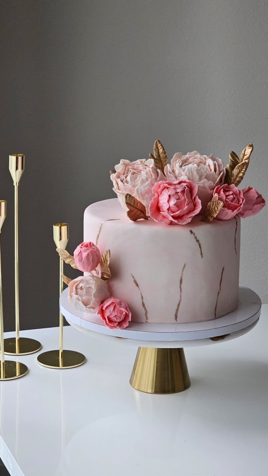 cake decorations