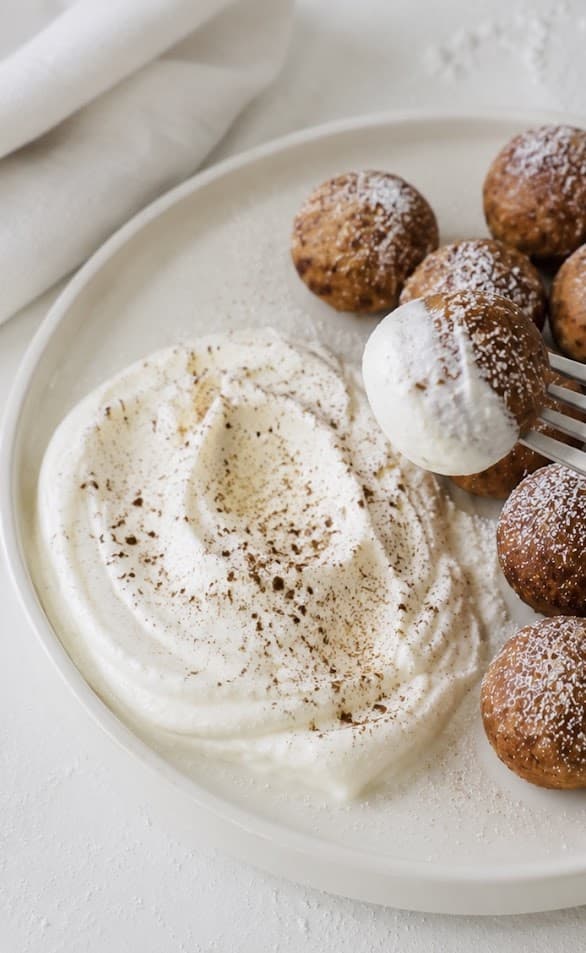Mini Tiramisu Balls No-Bake, super easy and Quick dessert with cream