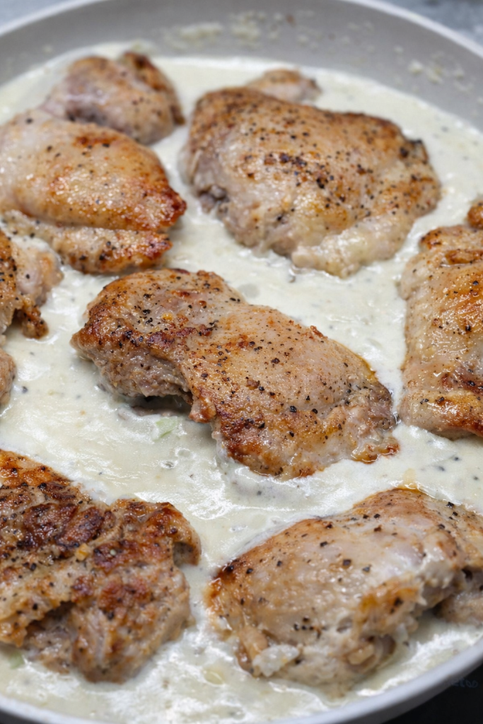  Creamy Garlic Parmesan Chicken Thighs before serving