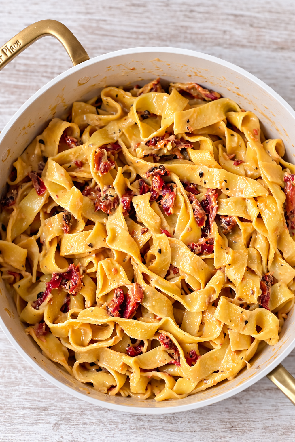 Creamy Sun-Dried Tomato One-Pan Pasta