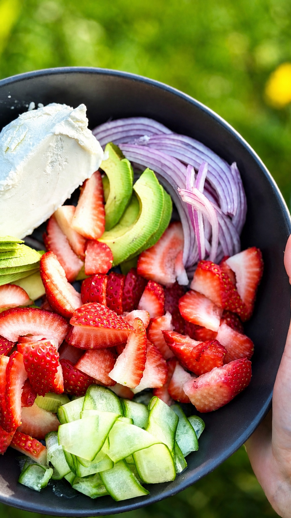 strawberry avocado salad